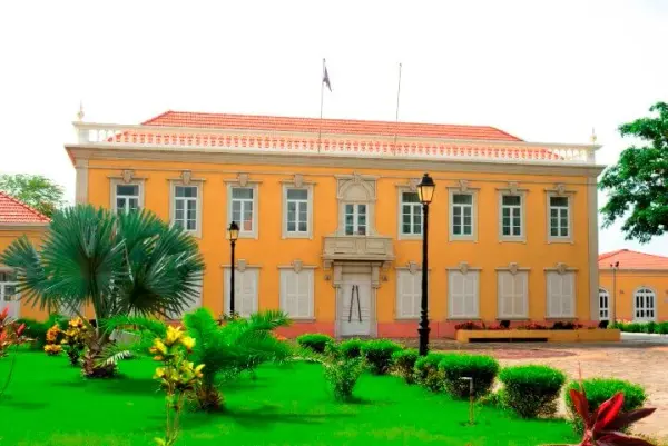 Government palace and gardens in Praia, Santiago