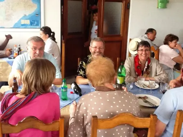 Cruise guests having lunch at Beira Mar Hotel, Santo Antão